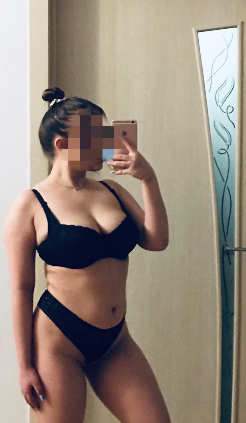 Виктория: проститутки индивидуалки в Омске