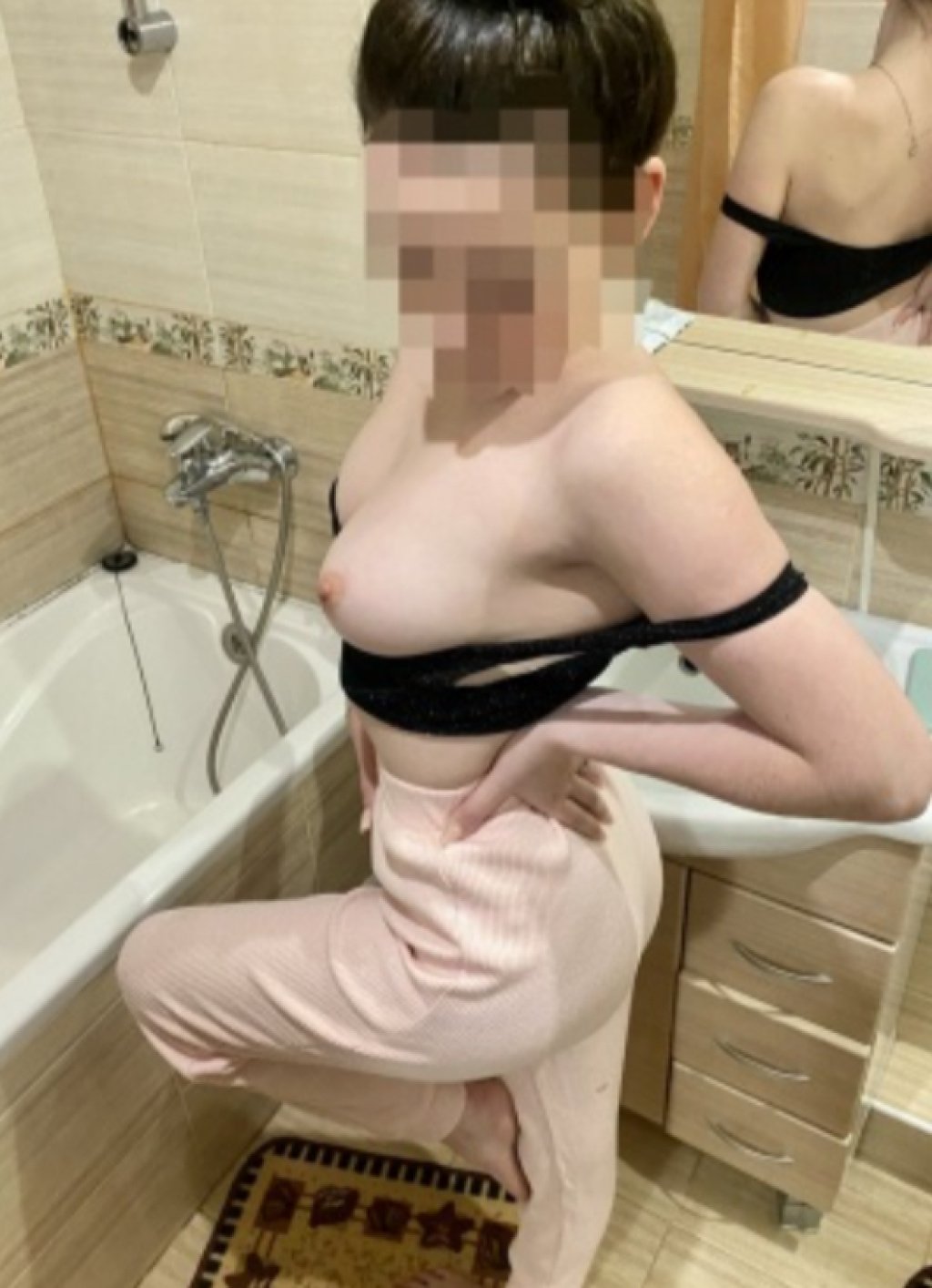 Люблю анал: проститутки индивидуалки в Омске