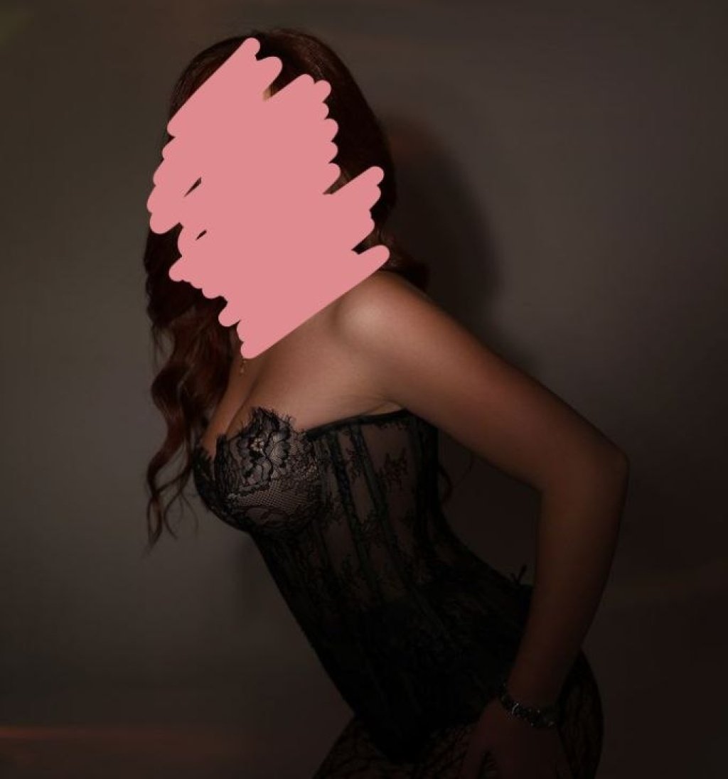 Варя : проститутки индивидуалки в Омске