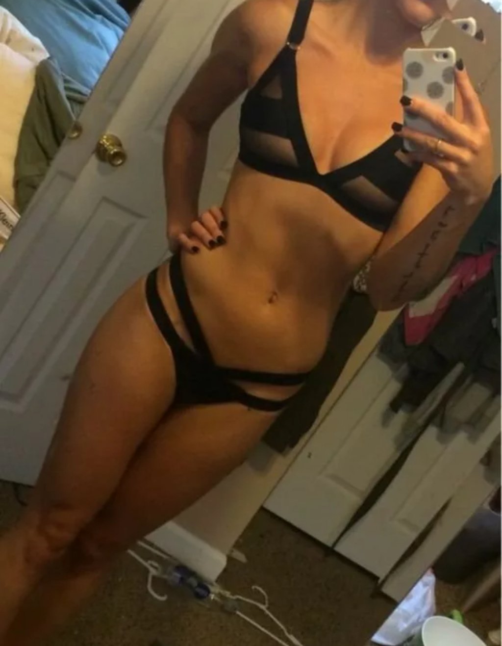 Только виртуально: проститутки индивидуалки в Омске