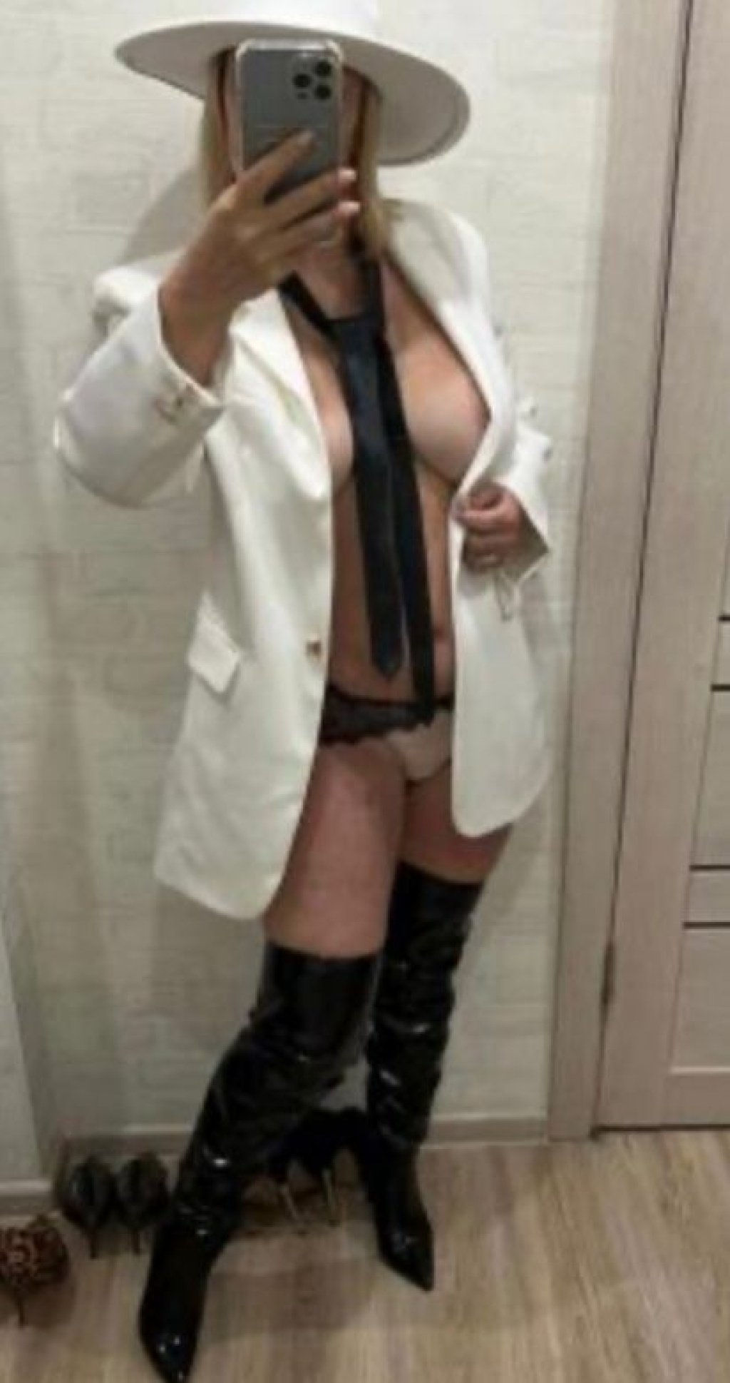 Наташа экспресс : проститутки индивидуалки в Омске