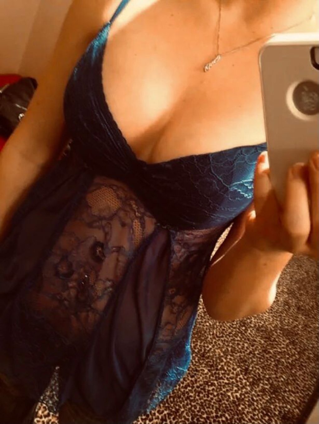 Вики: проститутки индивидуалки в Омске